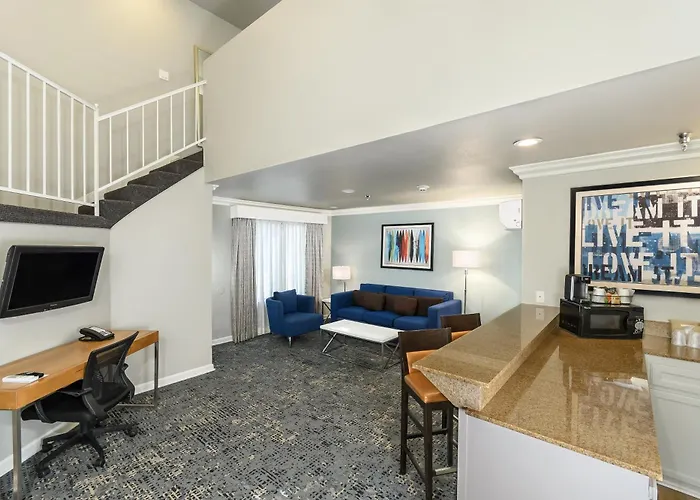 Alexis Park All Suite ResortAirport Hotel